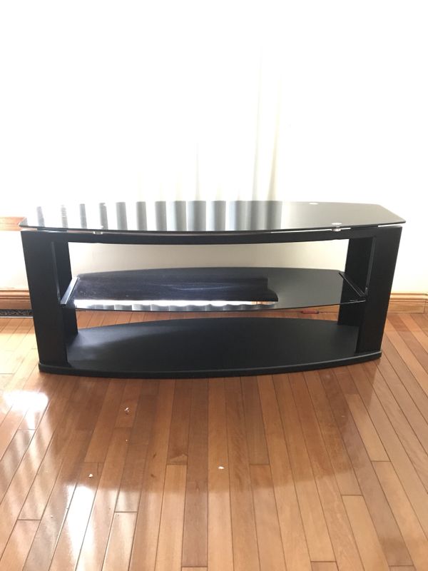 Gusdorf Techcraft Btb5026 Tv Stand For In Chicago Il Offerup Techcraft Btb5026 Tv Stand