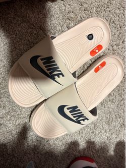 Nike slides