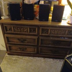 Onkyo Set  Of  4 Speakers  Plus
