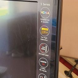 Sony Bravia HDTV 50 inch! + Piano Stand 