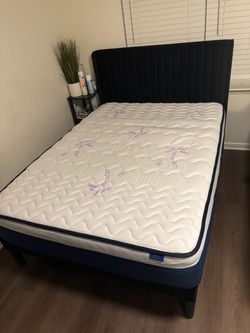 Full-size Bedframe
