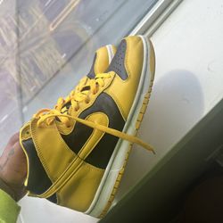 Varsity Maize High Top Dunks / Unc Jordan 4 