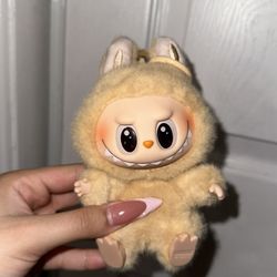 Labubu Baba 