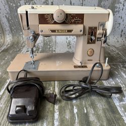 Vintage Singer Slant-O-Matic 401A Sewing Machine With Power And Foot Peddle