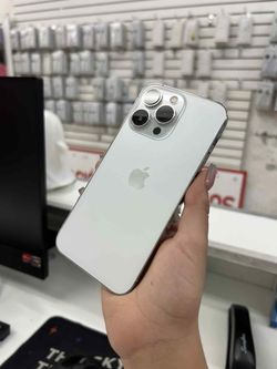 iPhone 13 Pro 256GB UNLOCKED 