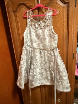 Girl dress