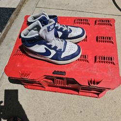 Blue And White Leather Youth Kids Tennis Shoes Size 3.5