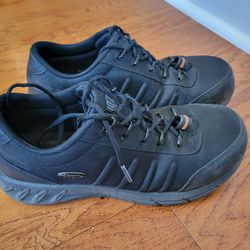 Lugz Composite Toe Safety Shoes