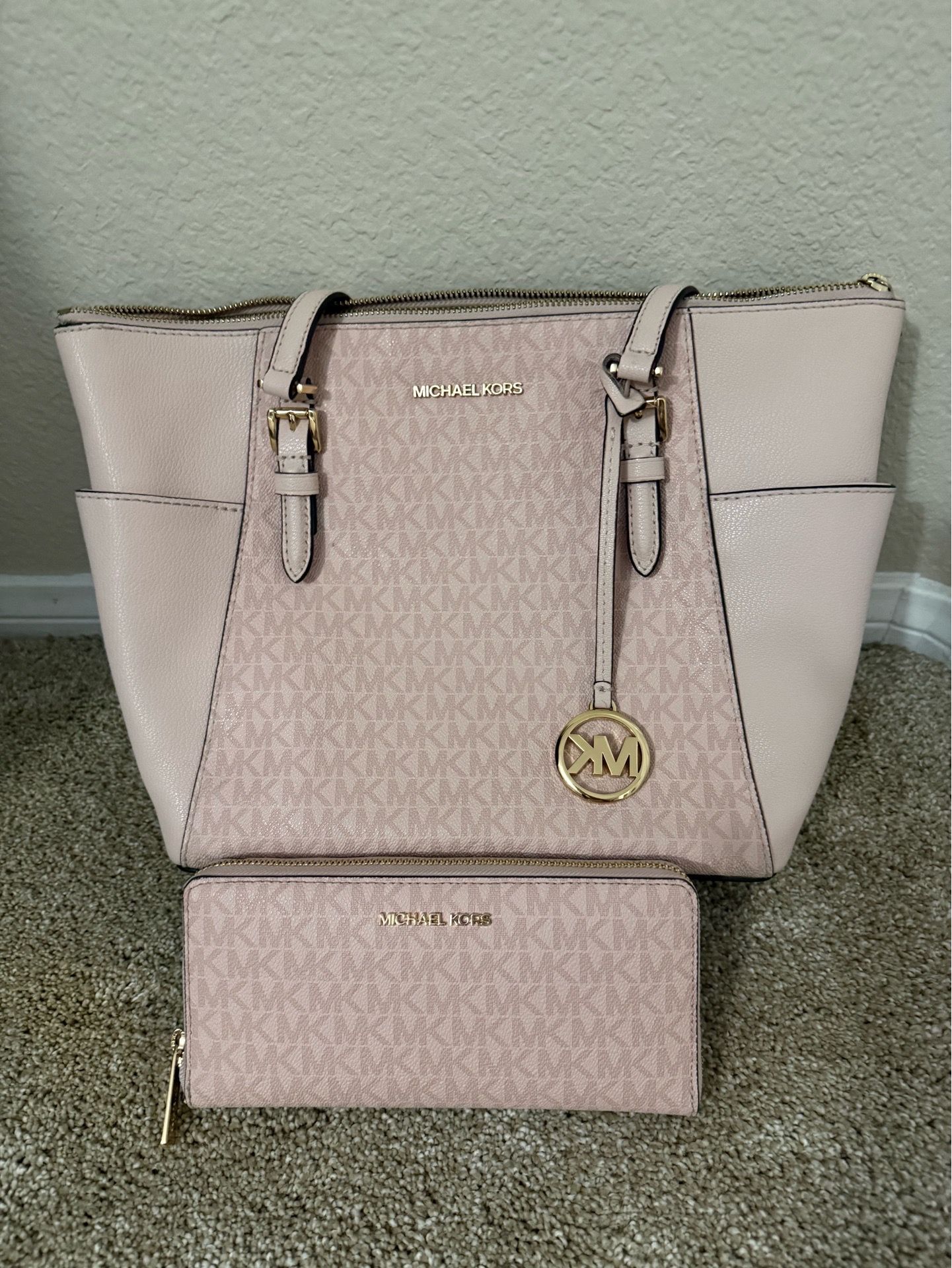 Michael Kors purse & wallet