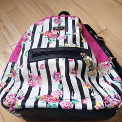 Luv Betsy Knapsack