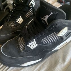 Thunder White 4s