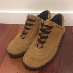 Gucci sneakers (original, purchased in Italy)