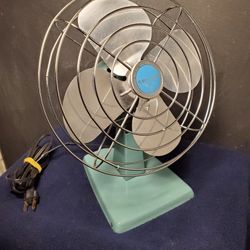 Vintage McGraw Edison Eskimo Fan 081005 (Working)