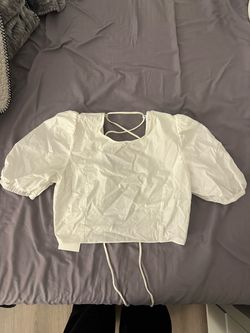 Aritzia Isley shirt