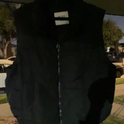 Hollister Puffer Vest