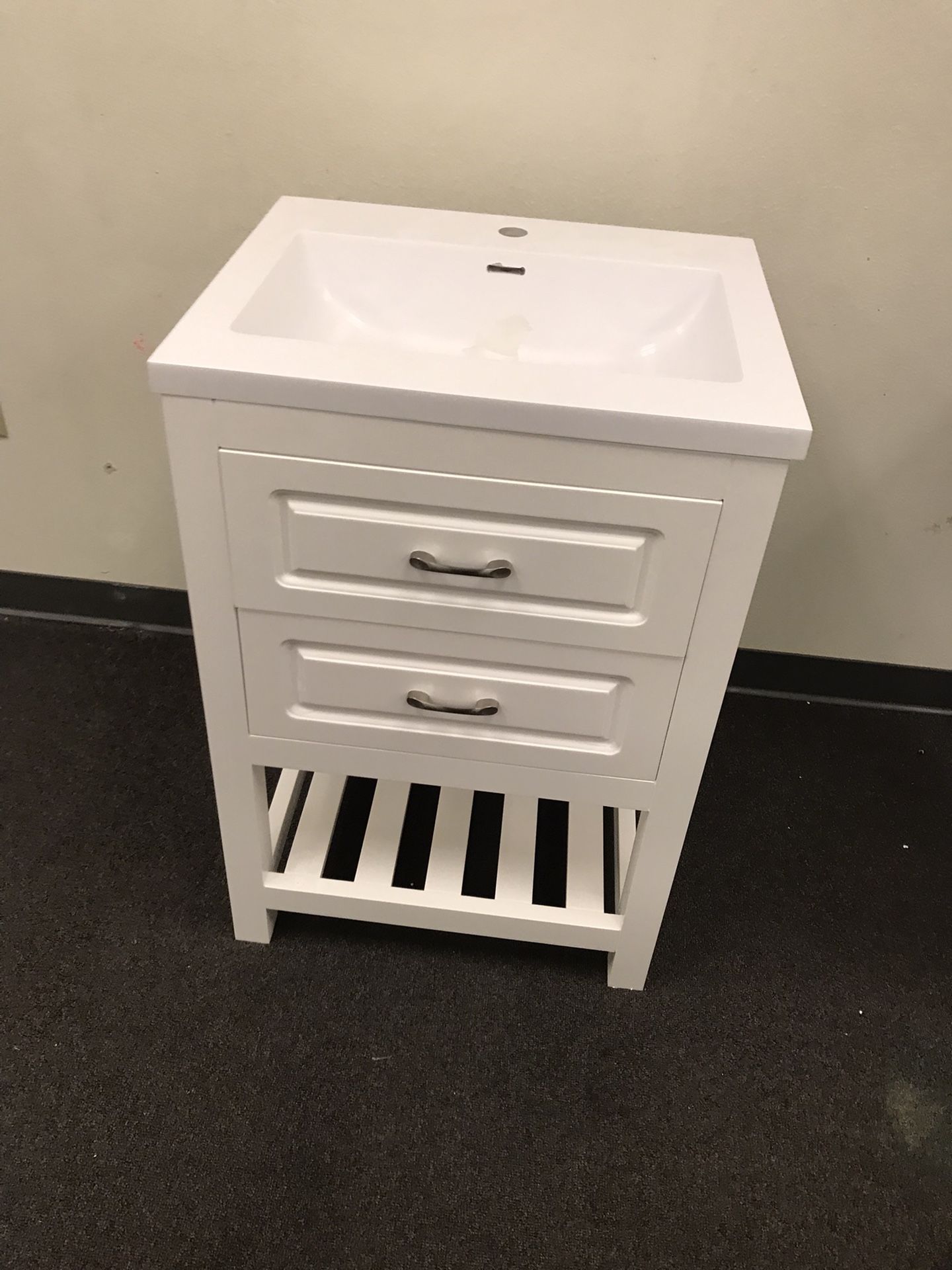 24” Vanity With Top