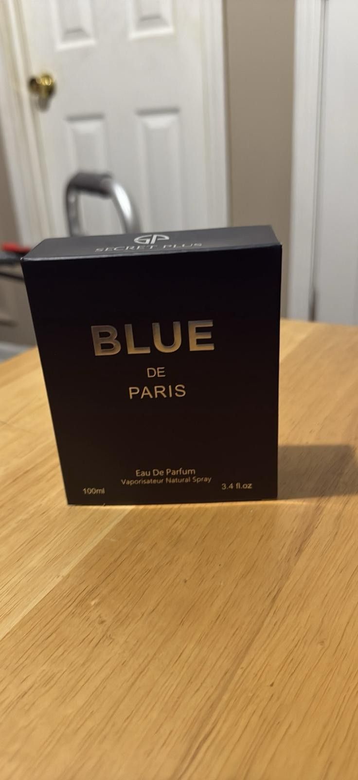 "BLUE DE PARIS – A Sophisticated Fragrance Inspired by Elegance"