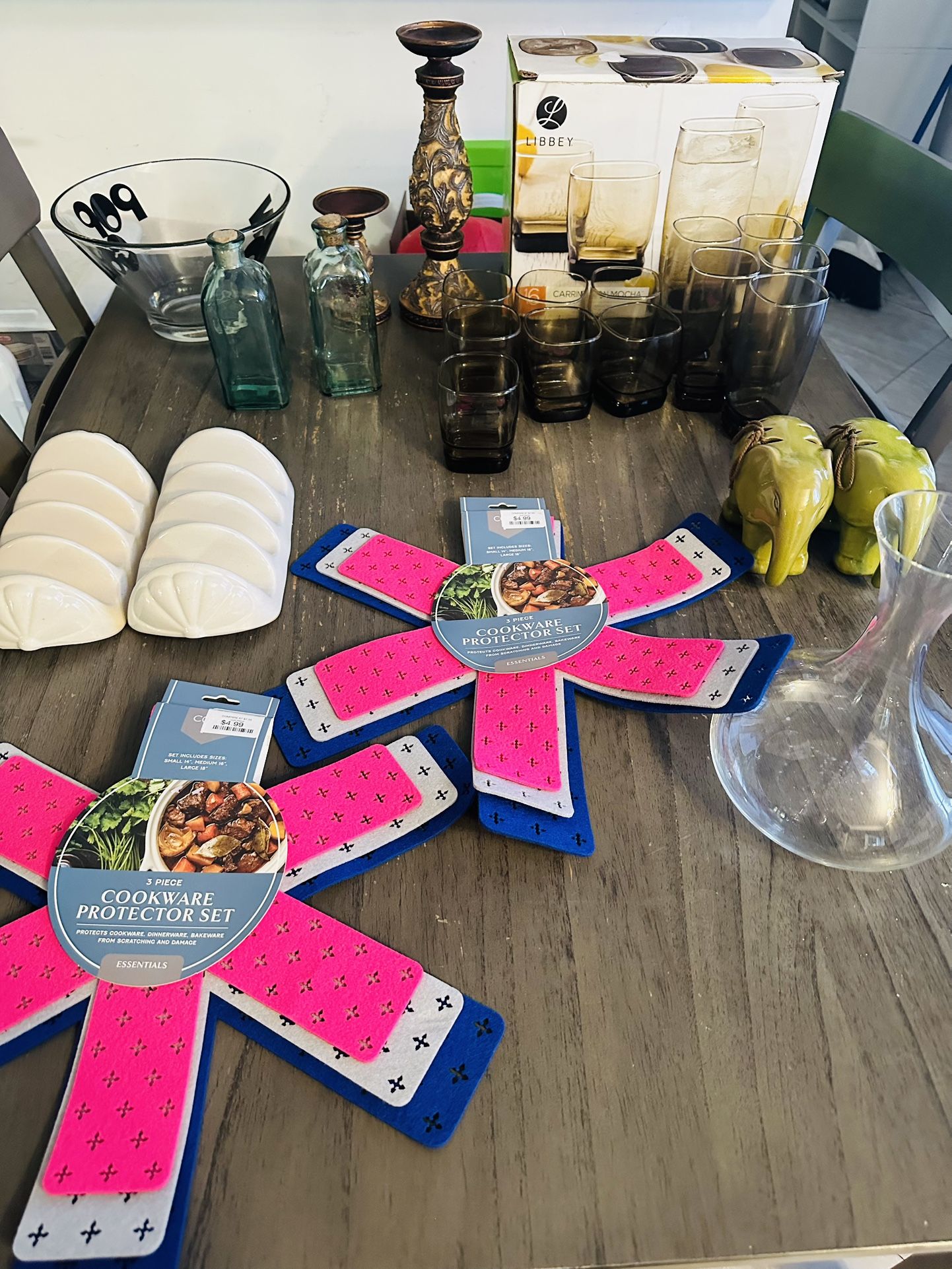 Articulos para el hogar. Ubicacion cercana a 14200 Van Nuys blvd Arleta Ca 91331