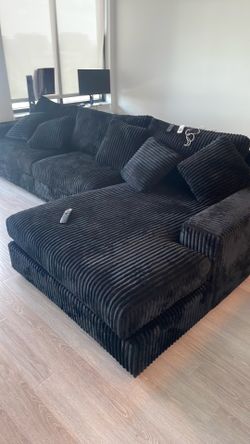 Sectional couch