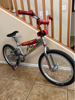 GT Speed Series Team E Xl 20 inch BMX