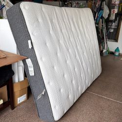 Queen Mattress 