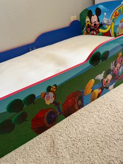 WOODEN MICKEY MOUSE TODDLER BED WITH MATTRESS