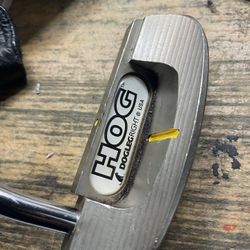 HOG 1005D golf putter in right hand  Steel shaft 