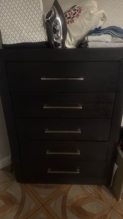 Dresser