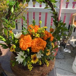 Pretty Basket Fresh Flower Arrangement