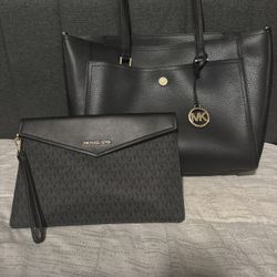 Michael Kors Purse & Matching Large Wristlet
