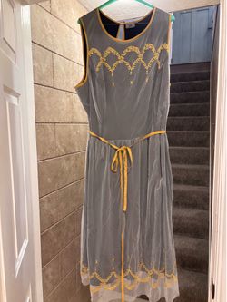 Darling Esley Dress Size XL. Gray sheer overlay with yellow embroidery. Located in Murray cash/Venmo. Venmo deposit to hold or fcfs.