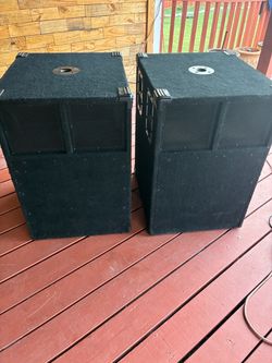 Speaker cabinets