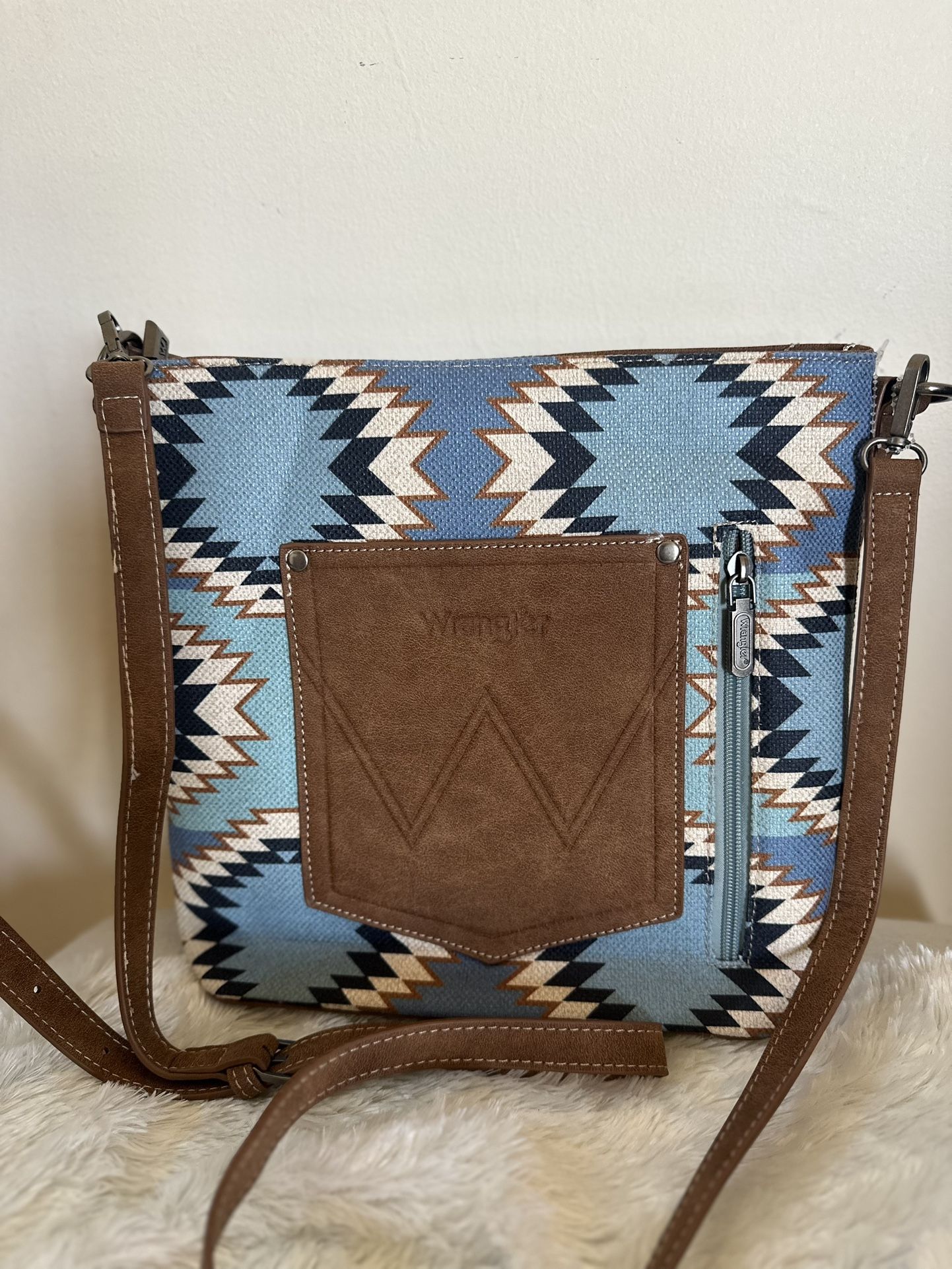 Wrangler Crossbody/Purse/Bag