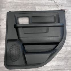 13-18 RAM 1500 BLACK CREW CAB RIGHT PASSENGER REAR TRIM PANEL (contact info removed)-DX9