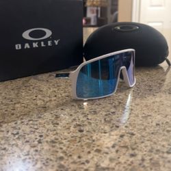 Oakley Sunglasses 