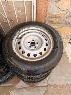 Rims And Tires With Spare Off A 2022 Ford Maverick