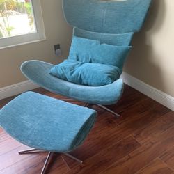 Gorgeous Boconcept Chair With Ottoman I Paid Nearly $6000