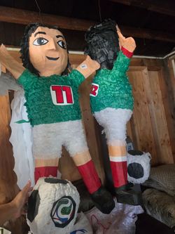 Piñata de futbolista