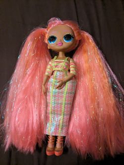 LOL SURPRISE OMG LIGHTS DOLL DAZZLE BIG SISTER ORANGE & PINK TINSEL HAIR 