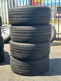 SET OF TIRE 275 45 20 PIRELLI 85% LIFE