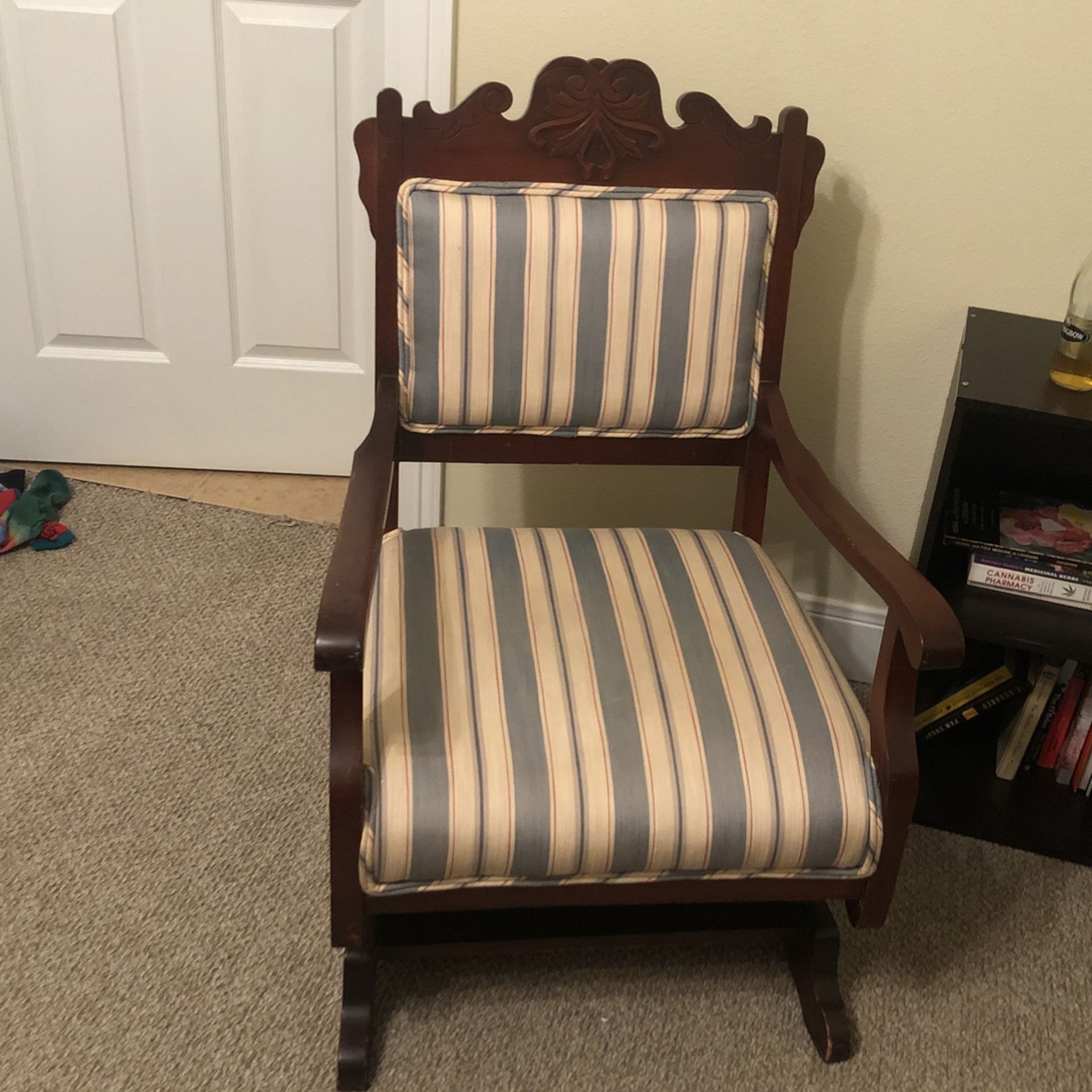 Beautiful Antique Rocking Chair 