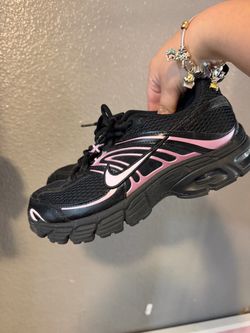 Nike air max moto 2k size 6.5 kids