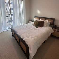 Queen Bedroom Set 
