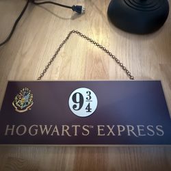 Harry Potter Hogwarts Express Platform 9 3/4 Wooden Sign 