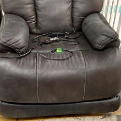 LEATHER RECLINER 