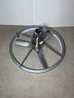 A bit hot? Like-new, assembled Artika Sunnyvale 28” Fandeliers with Remote.