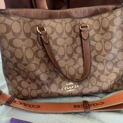 Coach Logan Carryall Gently Used