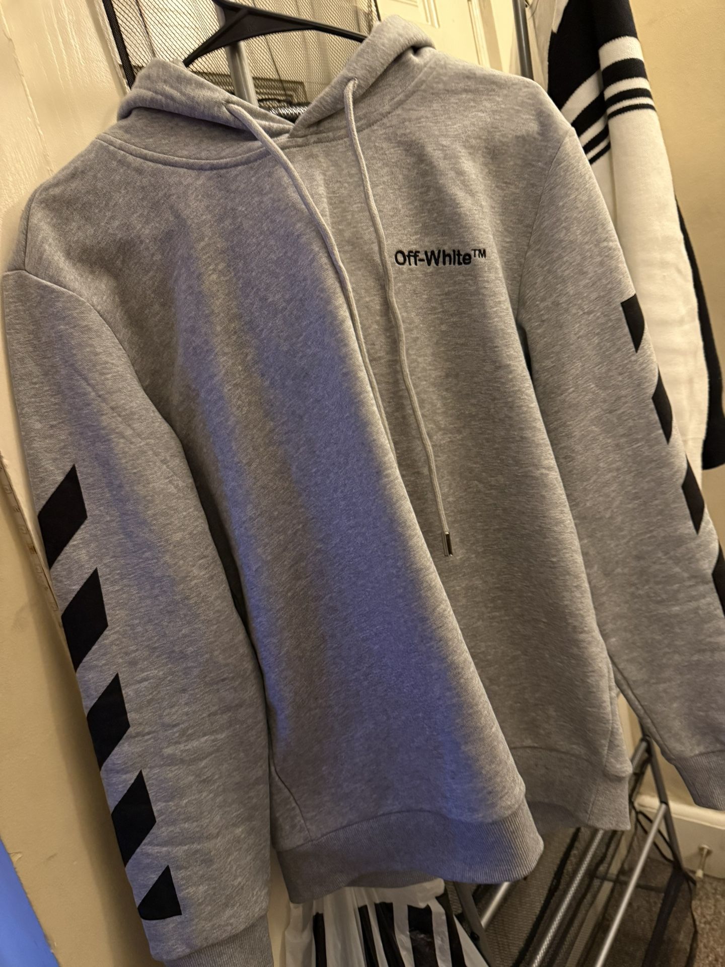 Off WHITE Hoodie
