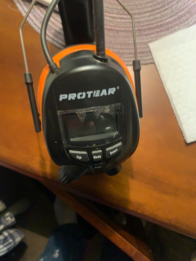 Head Phone Am/ Fm Radio Bluetooth