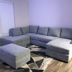 Broyhill Parkdale Sectional 